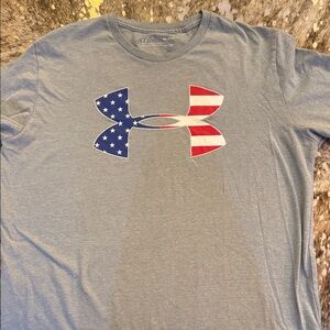 Under Armour Men's Blue and Red Logo T-Shirt